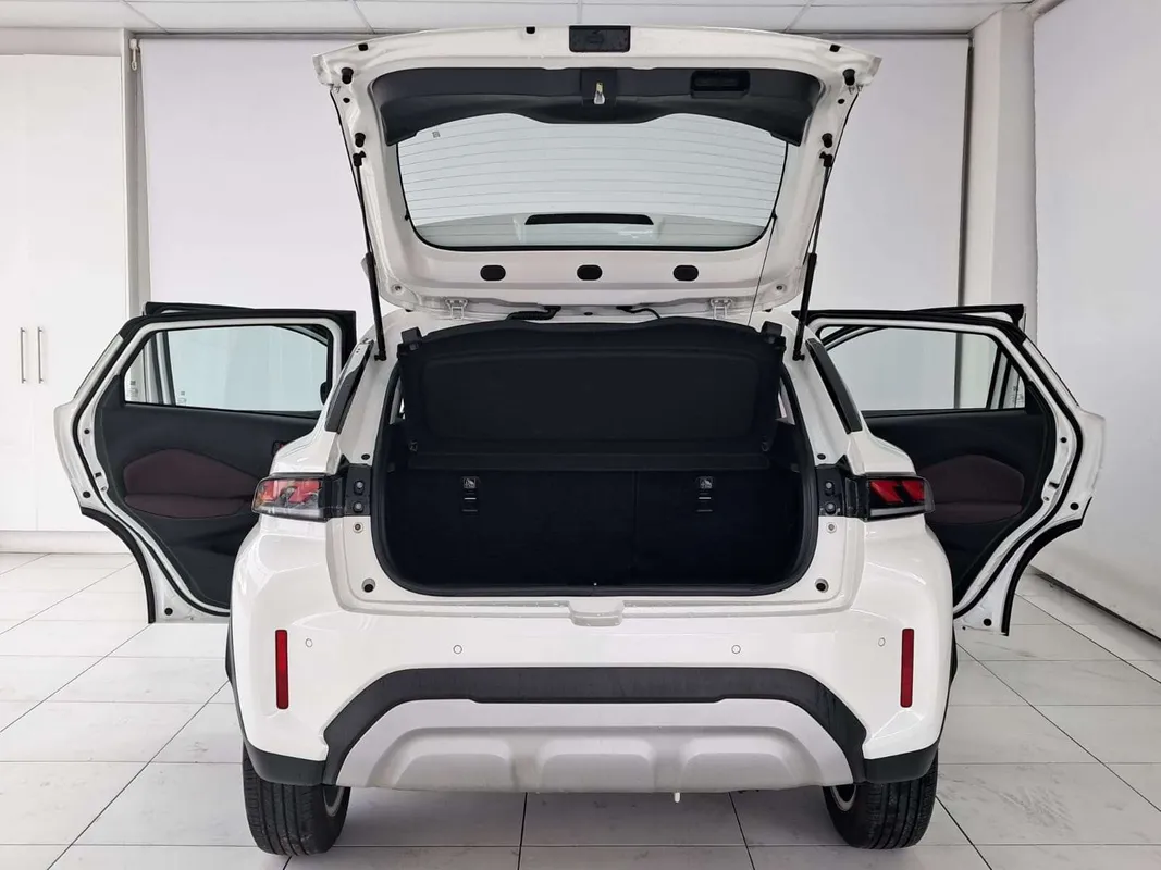 Suzuki Fronx 1.5 GL 5MT - Image 5