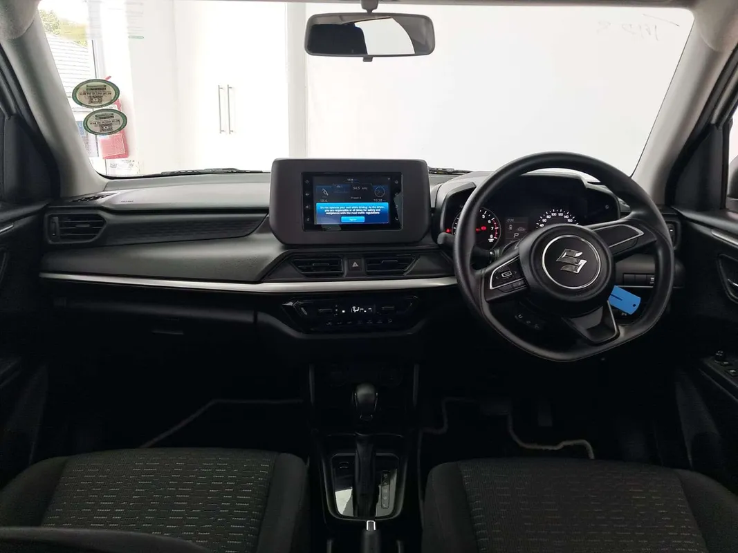 Suzuki Swift 1.2 GL+ CVT - Image 11
