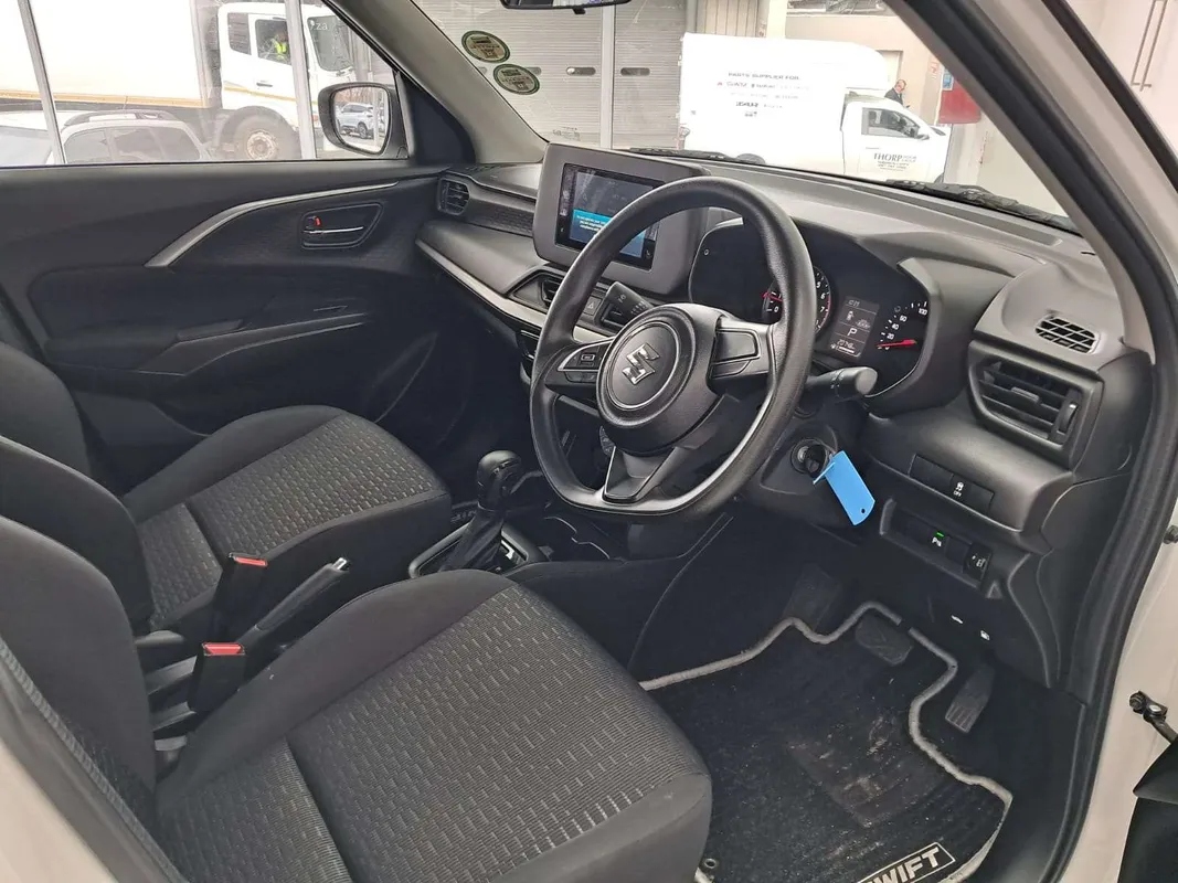 Suzuki Swift 1.2 GL+ CVT - Image 10