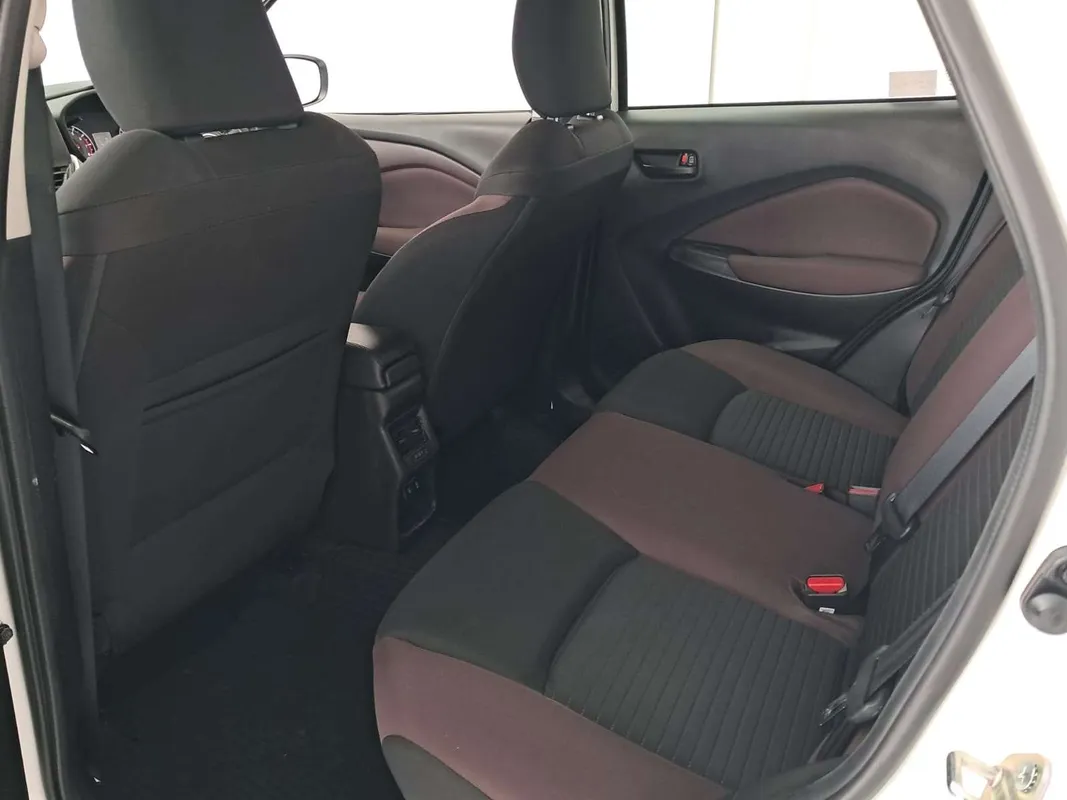 Suzuki Fronx 1.5 GL 4AT - Image 12