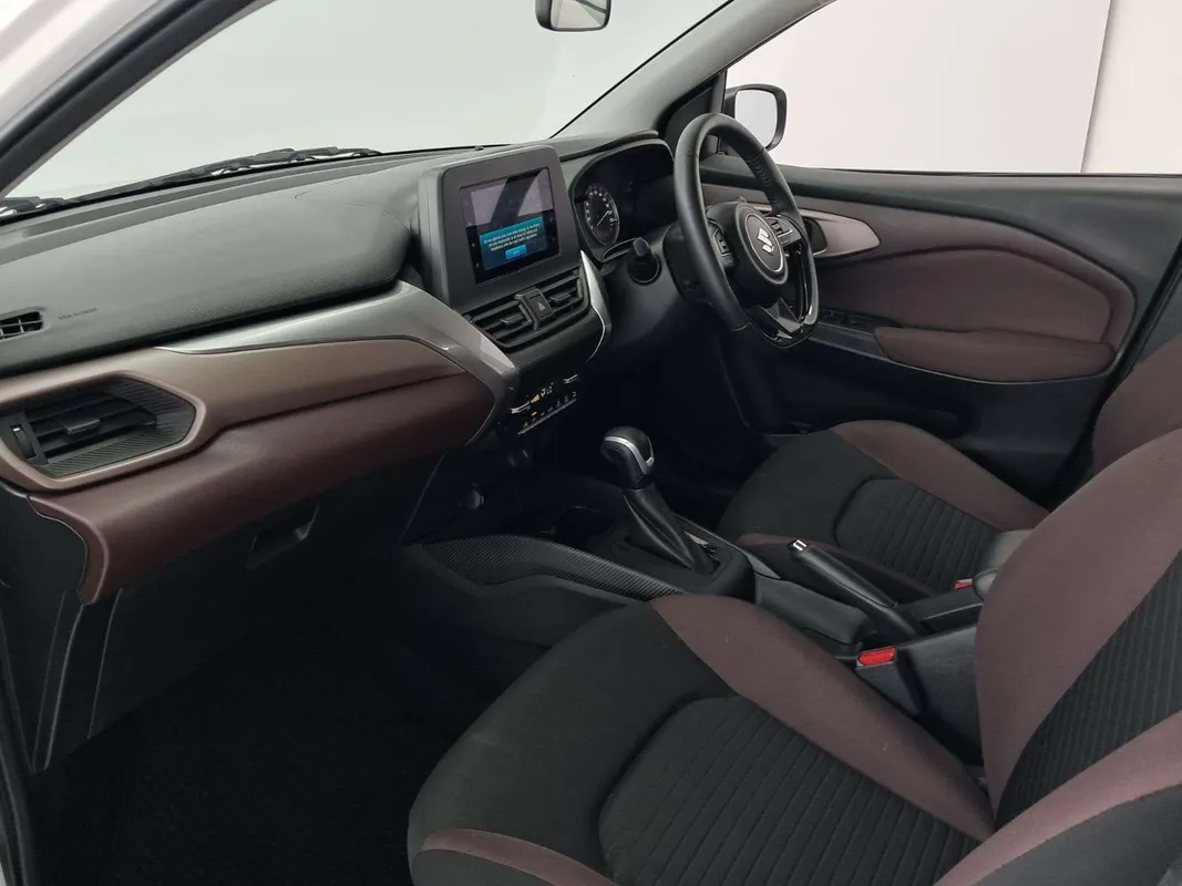 Suzuki Fronx 1.5 GL 4AT - Image 10