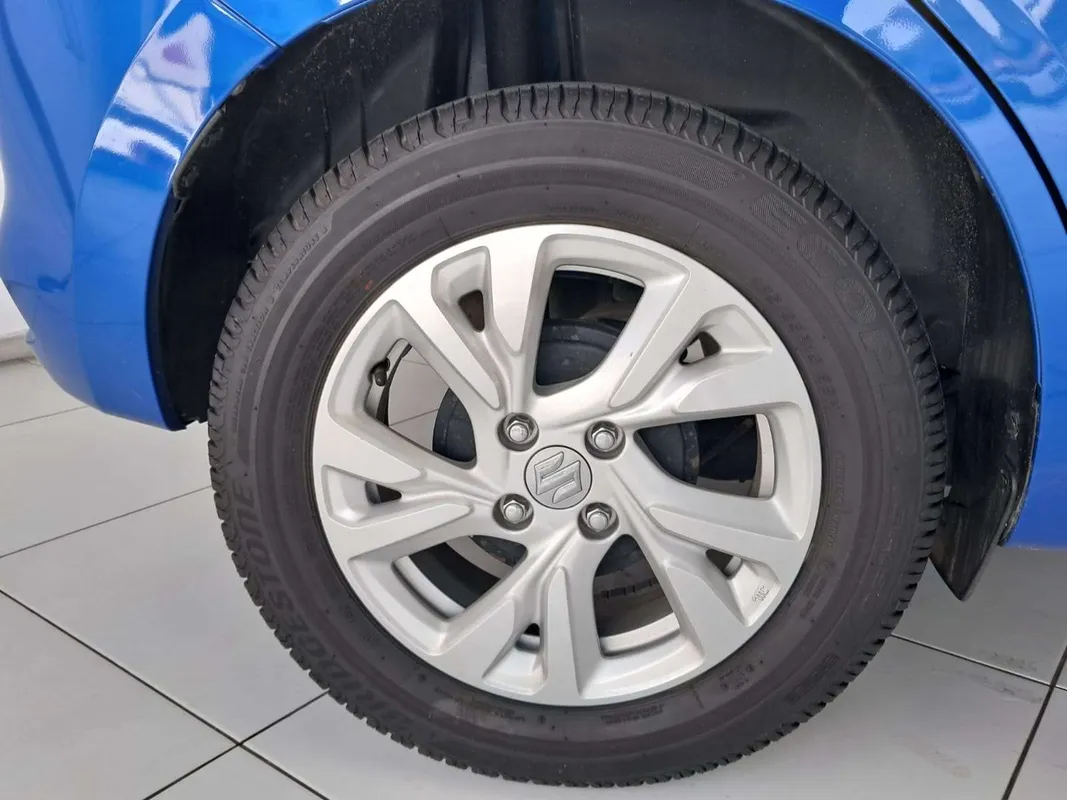Suzuki Swift 1.2 GL+ MT - Image 15