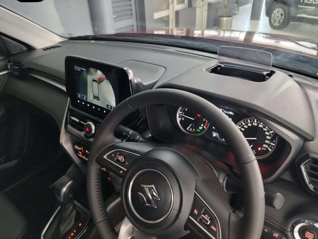 Suzuki Grand Vitara 1.5 GLX Auto - Image 8