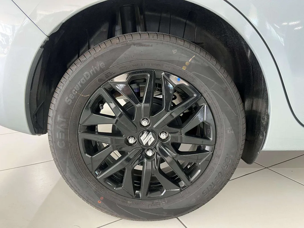 Suzuki Dzire 1.2 GL+ CVT - Image 5