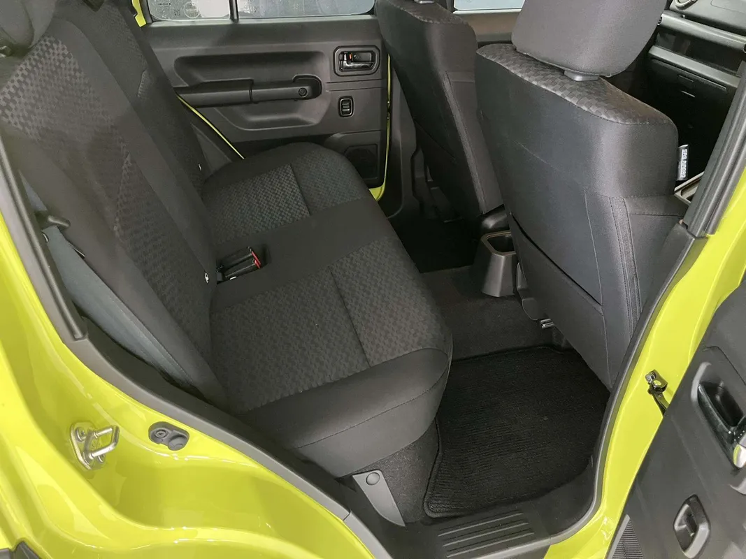 Suzuki Jimny 1.5 GLX Auto 5Dr - Image 7