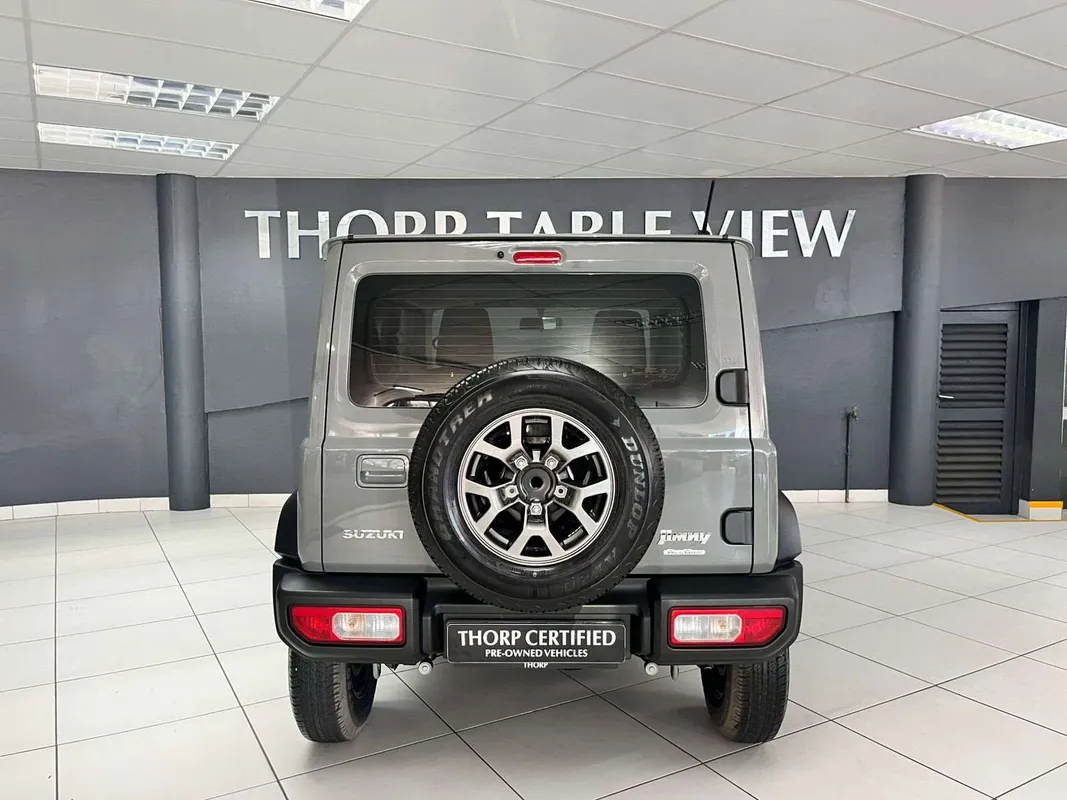 Suzuki Jimny 1.5 GLX - Image 4
