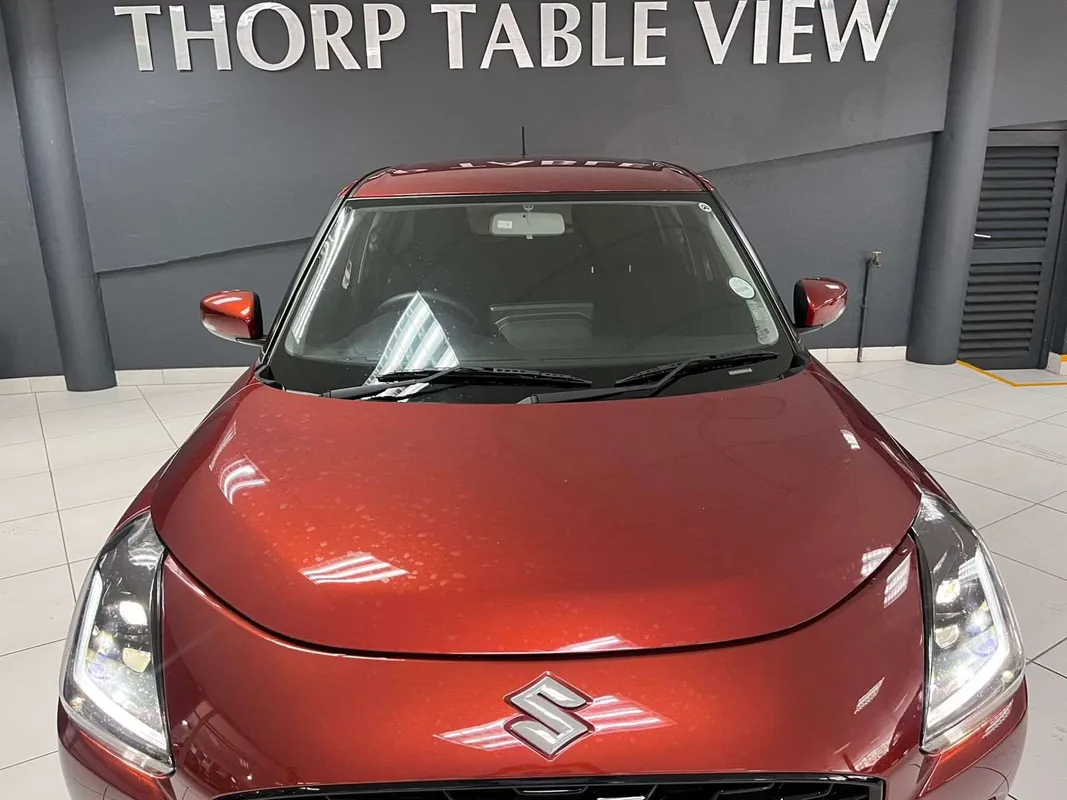 Suzuki Swift 1.2 GLX MT - Image 10