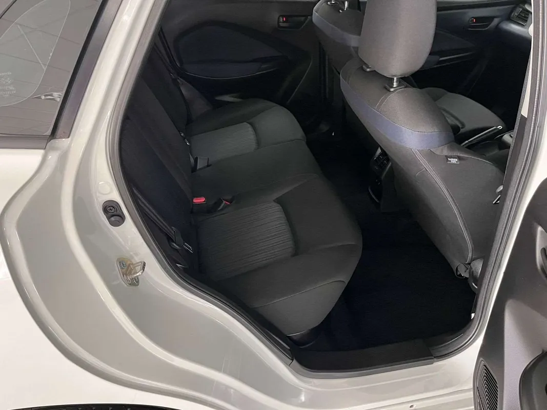 Suzuki Baleno 1.5 GL Limited Edition - Image 7
