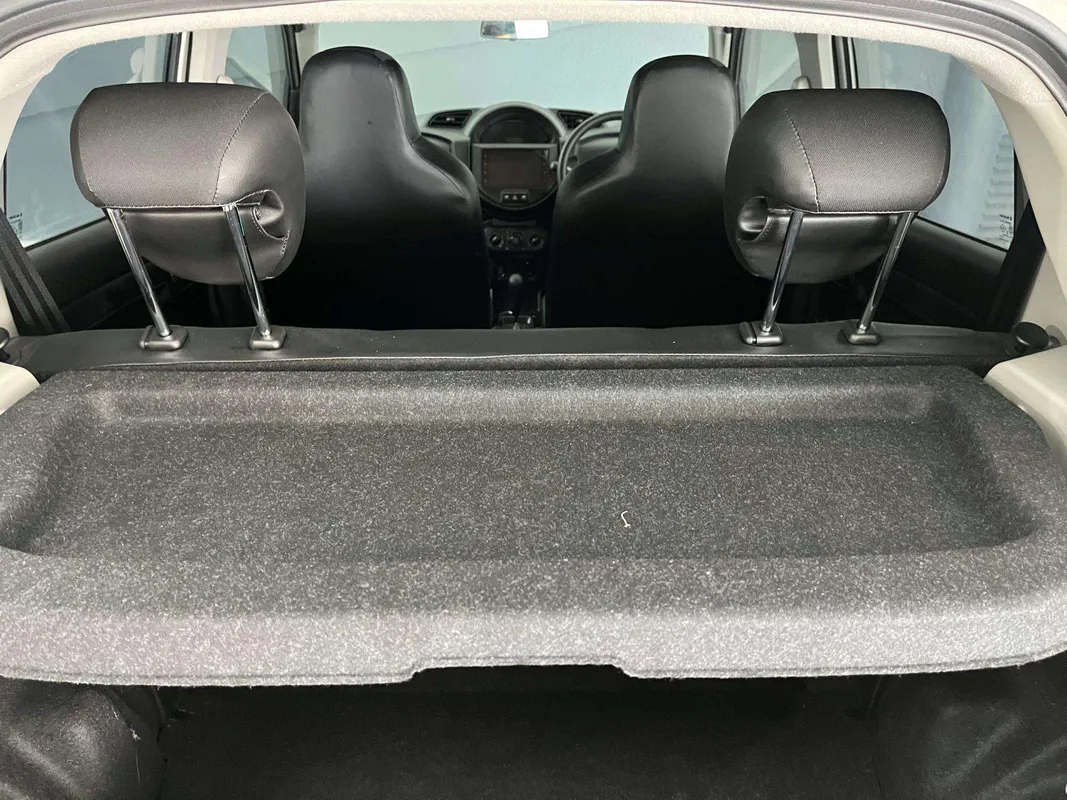 Suzuki S-Presso 1.0 GL+ AMT - Image 8