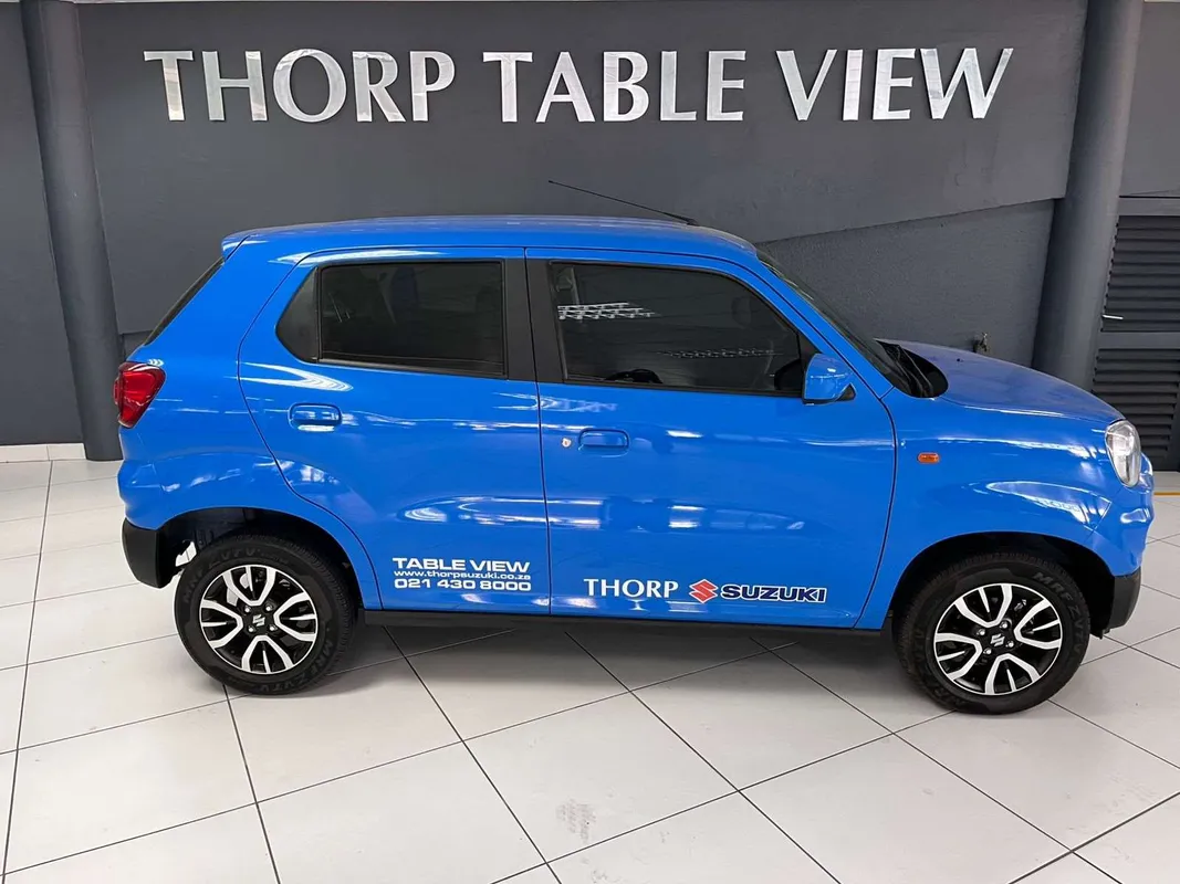 Suzuki S-Presso 1.0 GL+ - Image 2