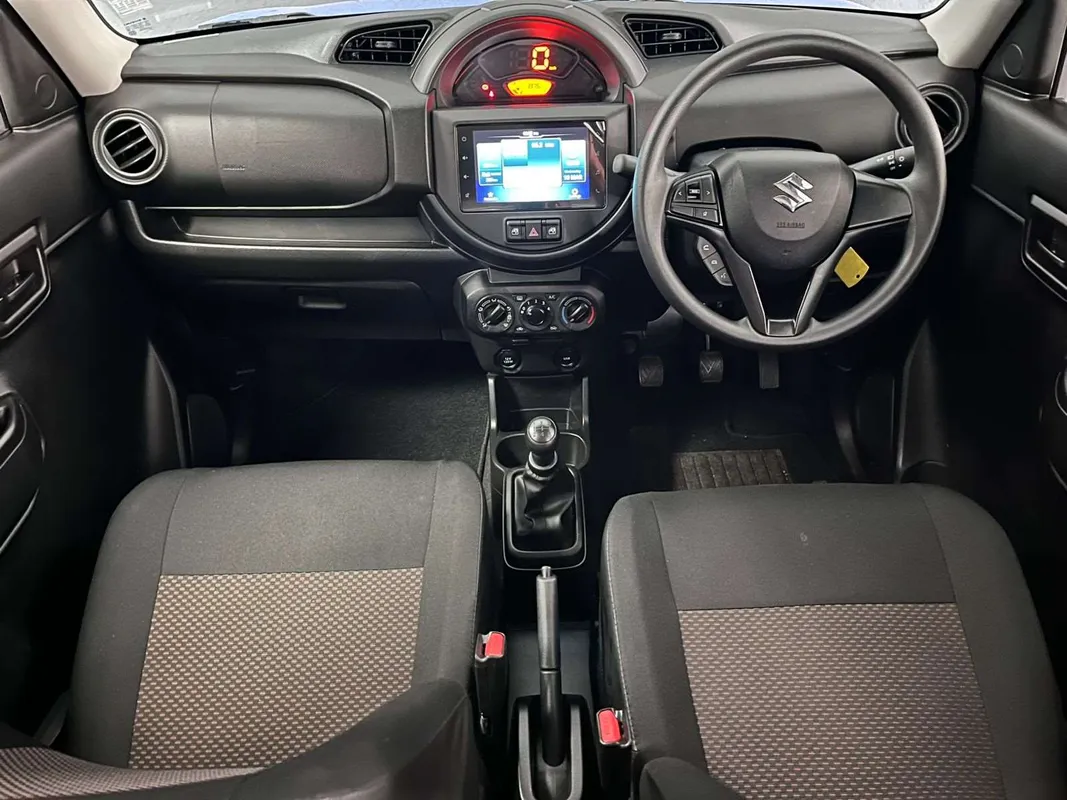 Suzuki S-Presso 1.0 GL+ - Image 4