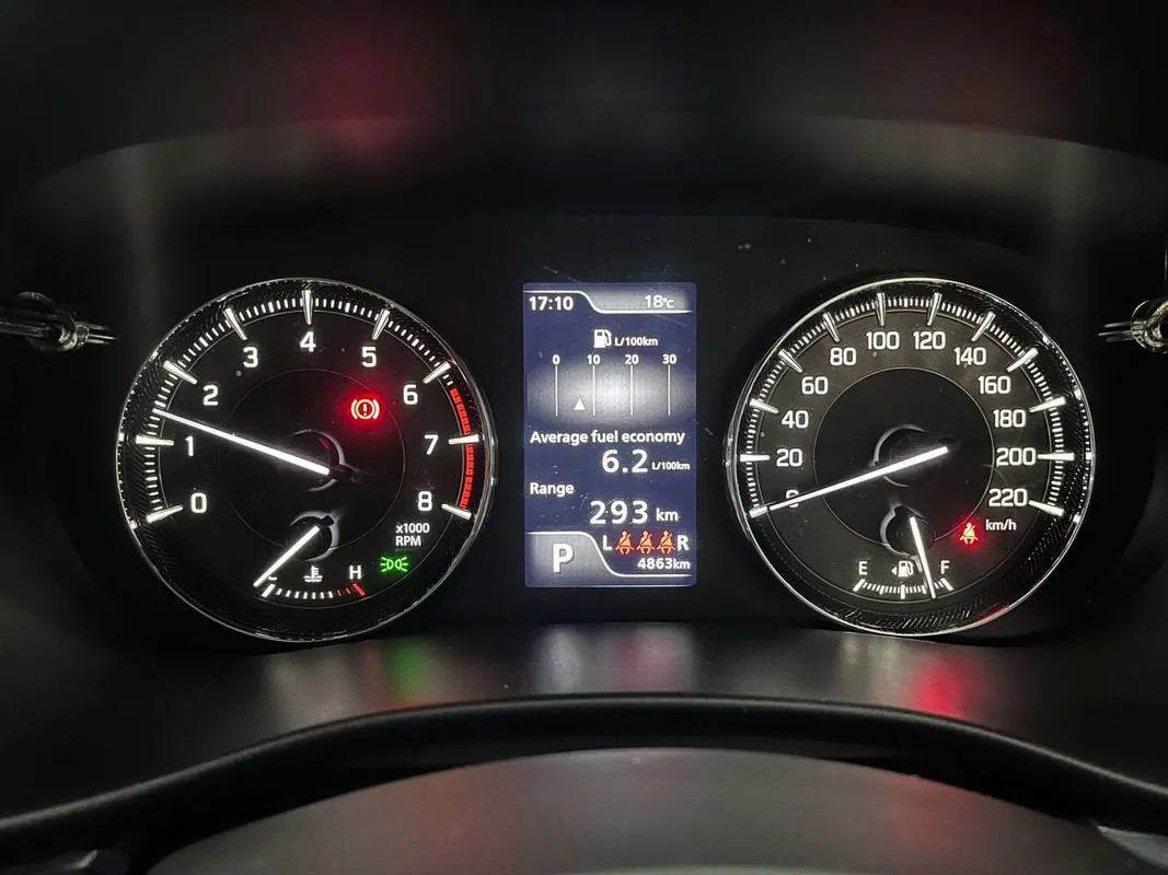 Suzuki Baleno 1.5 GLX AT - Image 5