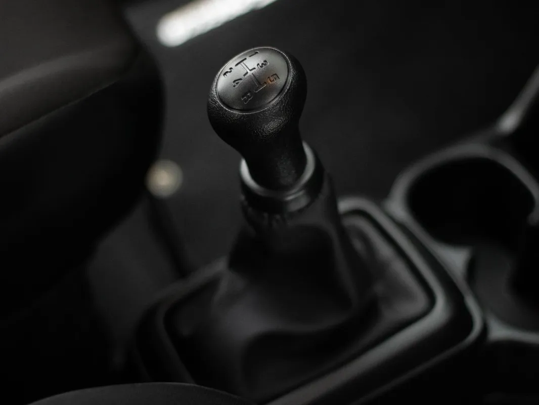 Suzuki S-Presso 1.0 GL+ - Image 12