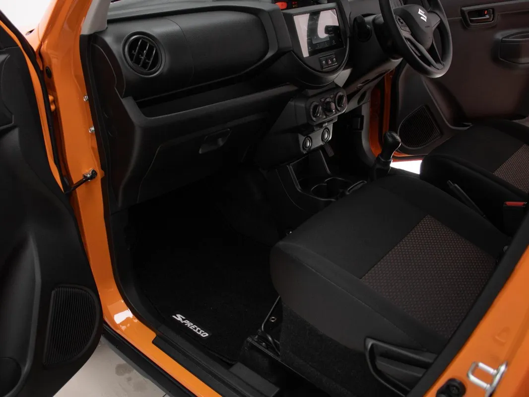Suzuki S-Presso 1.0 GL+ - Image 18