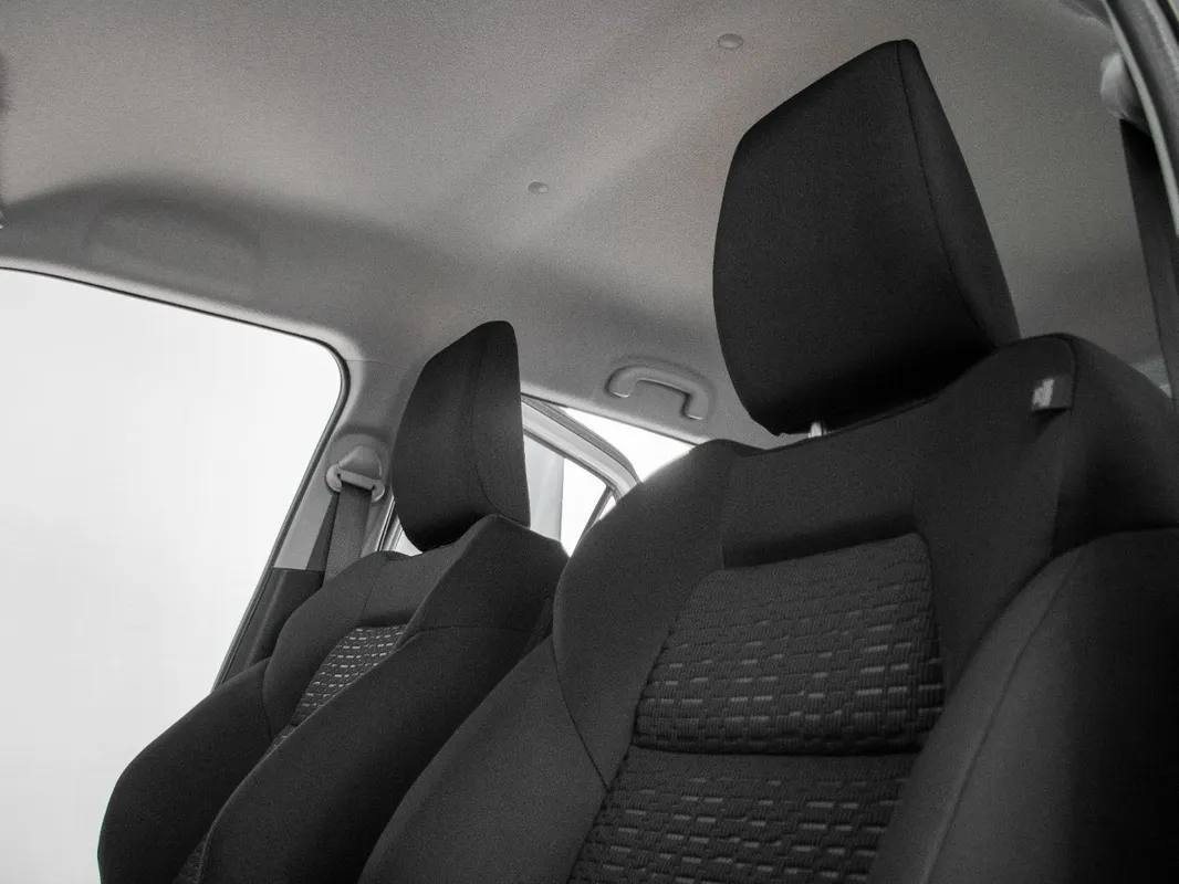 Suzuki Swift 1.2 GL MT - Image 15