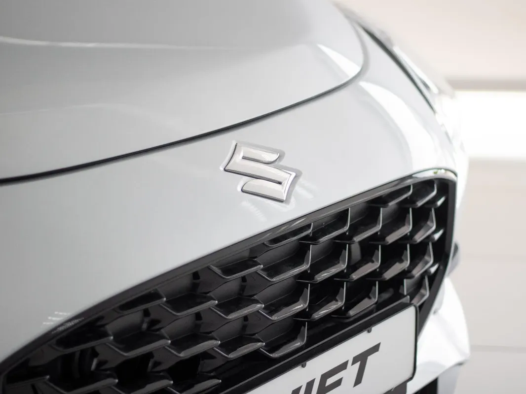 Suzuki Swift 1.2 GL MT - Image 4