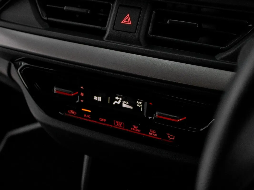 Suzuki Swift 1.2 GL+ MT - Image 14