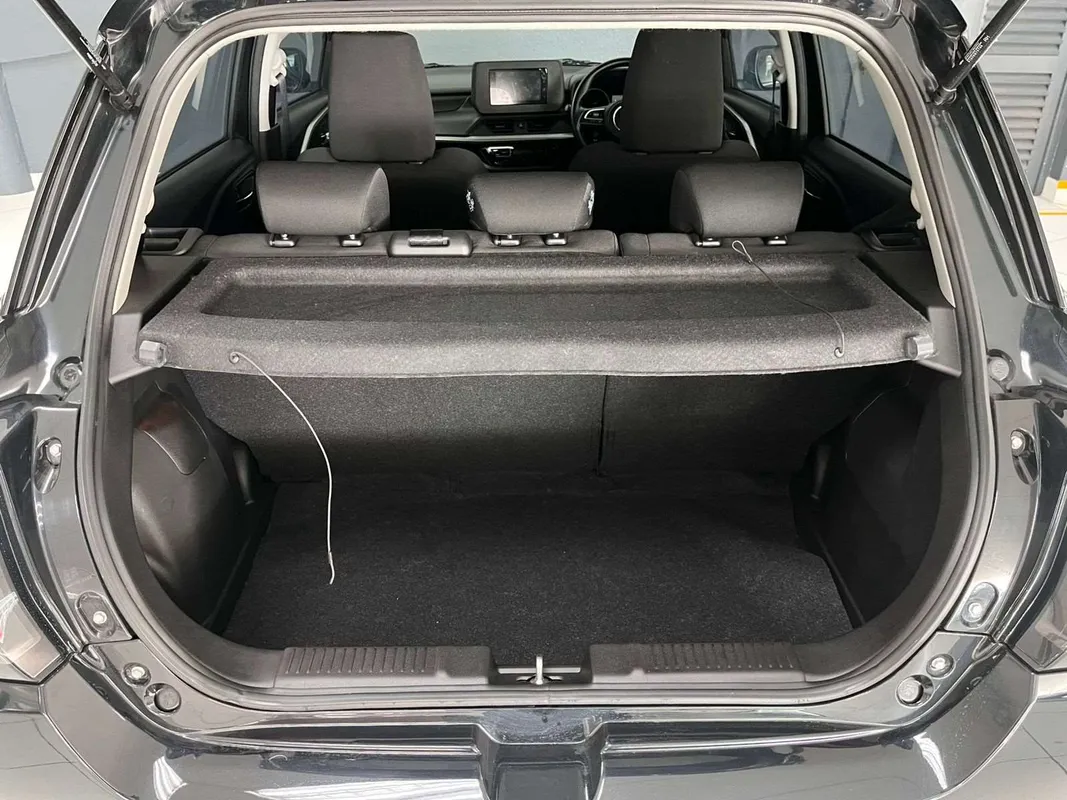 Suzuki Swift 1.2 GL+ CVT - Image 8