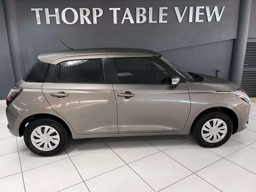 Suzuki Swift 1.2 GL - Image 11