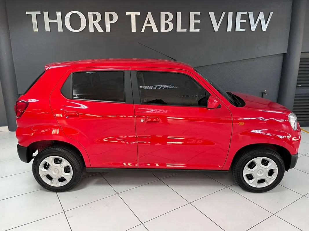 Suzuki S-Presso 1.0 GL AMT - Image 11