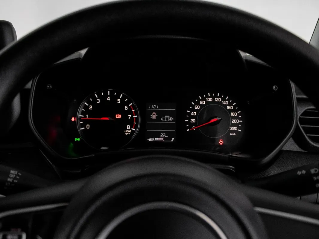 Suzuki Swift 1.2 GL+ CVT - Image 17