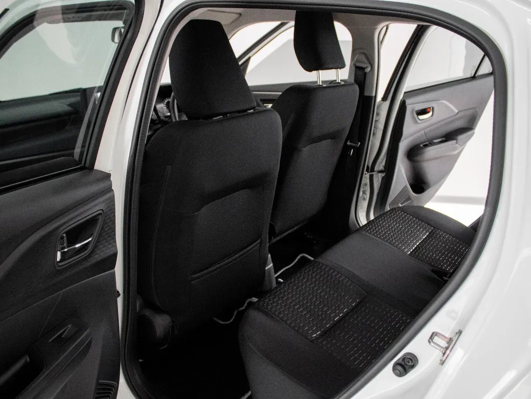 Suzuki Swift 1.2 GL+ CVT - Image 22