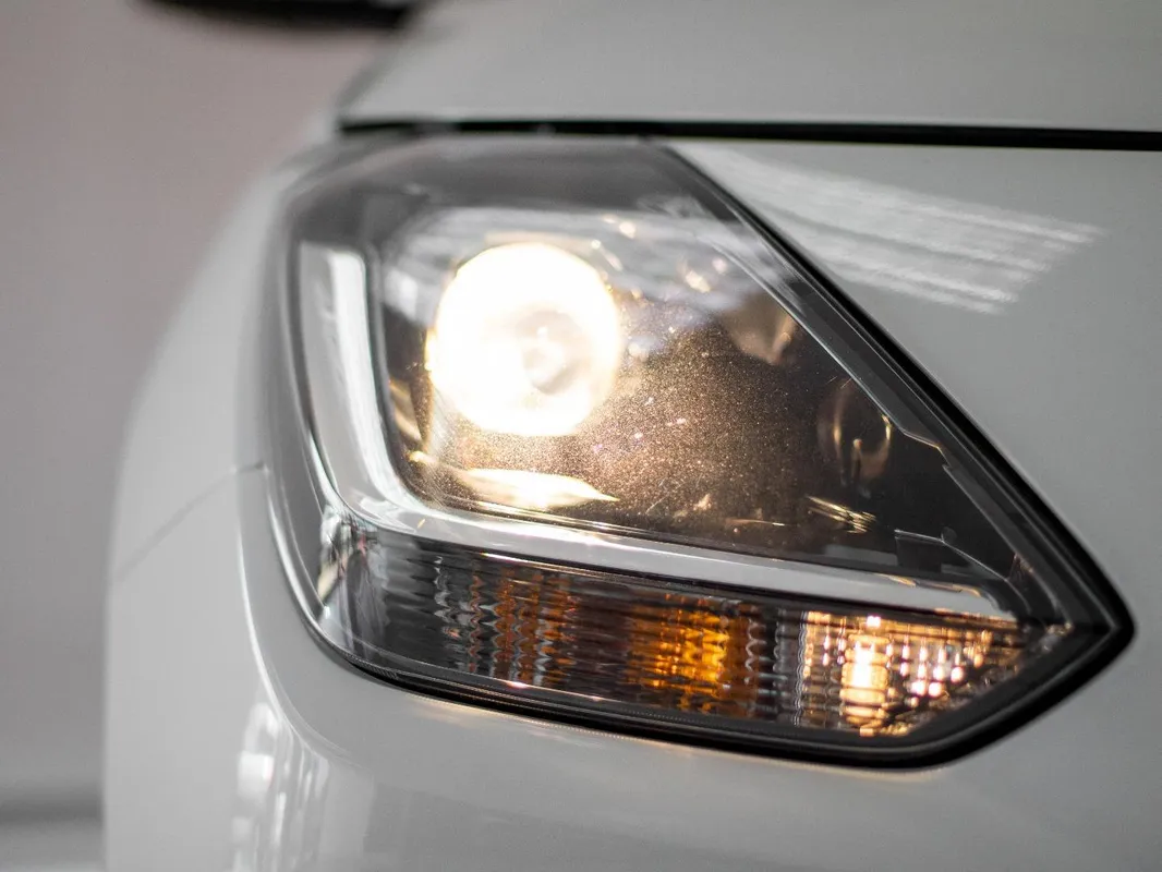 Suzuki Swift 1.2 GL+ CVT - Image 4