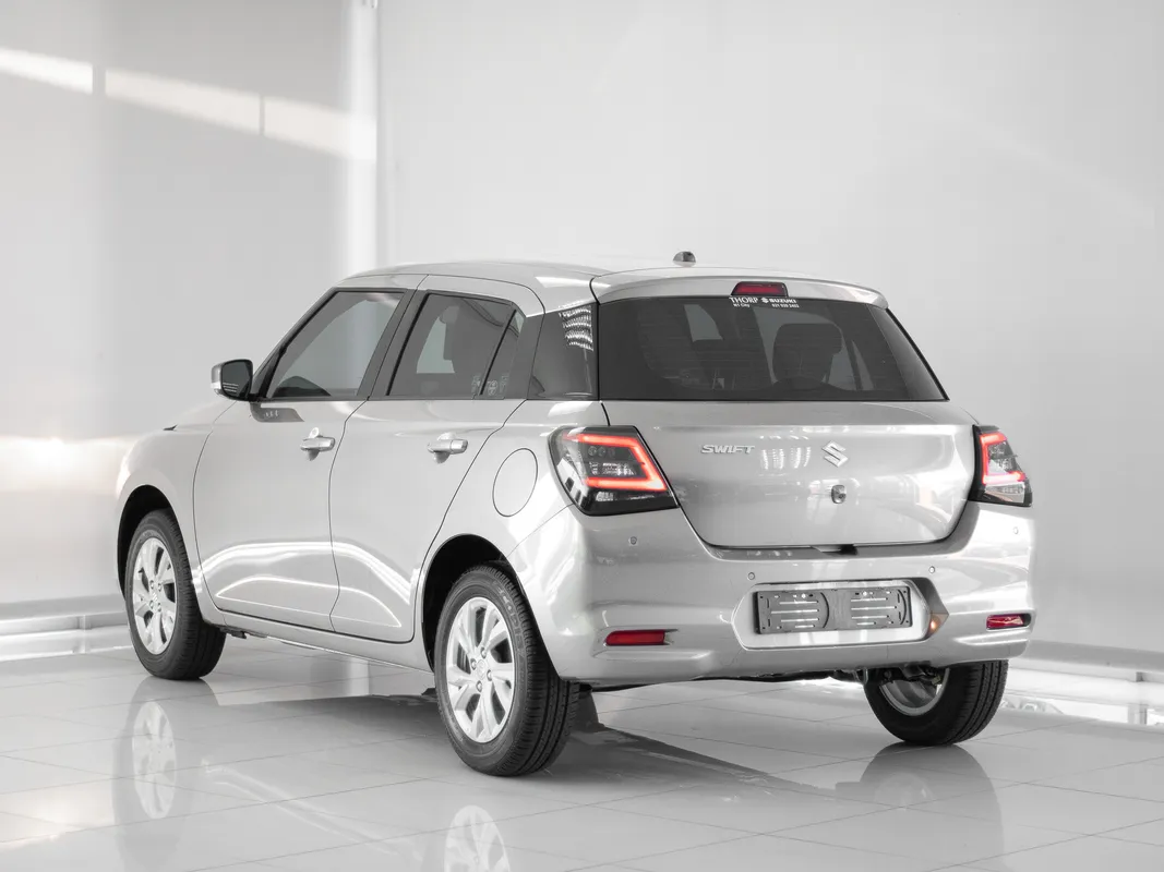 Suzuki Swift 1.2 GL+ CVT - Image 4