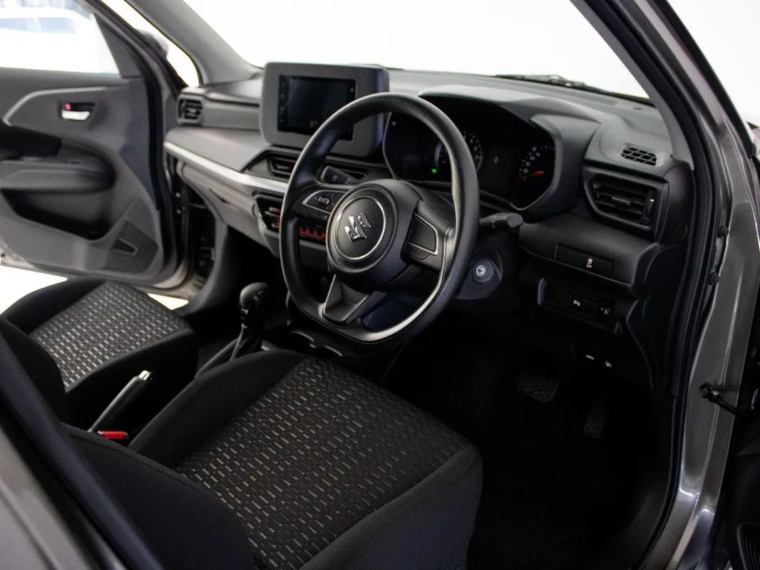 Suzuki Swift 1.2 GL+ CVT - Image 9