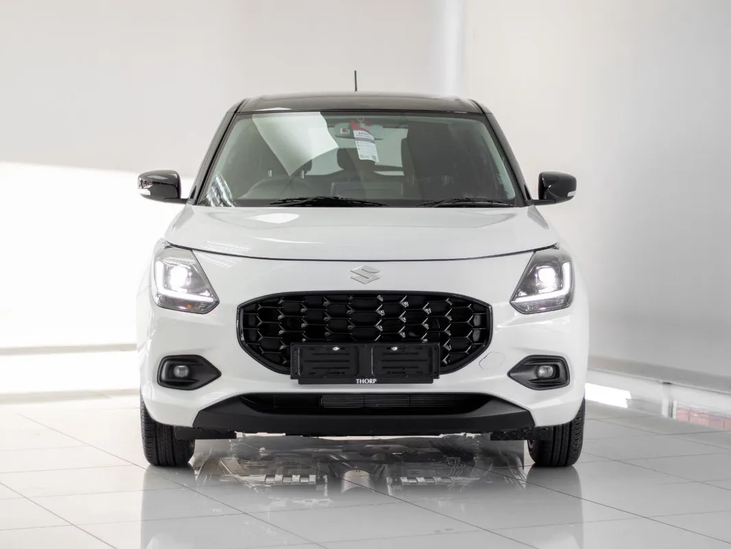 Suzuki Swift 1.2 GLX MT - Image 2