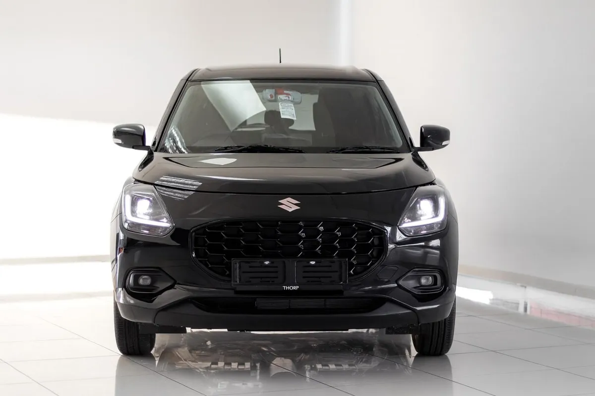 Suzuki Swift 1.2 GLX MT - Image 2