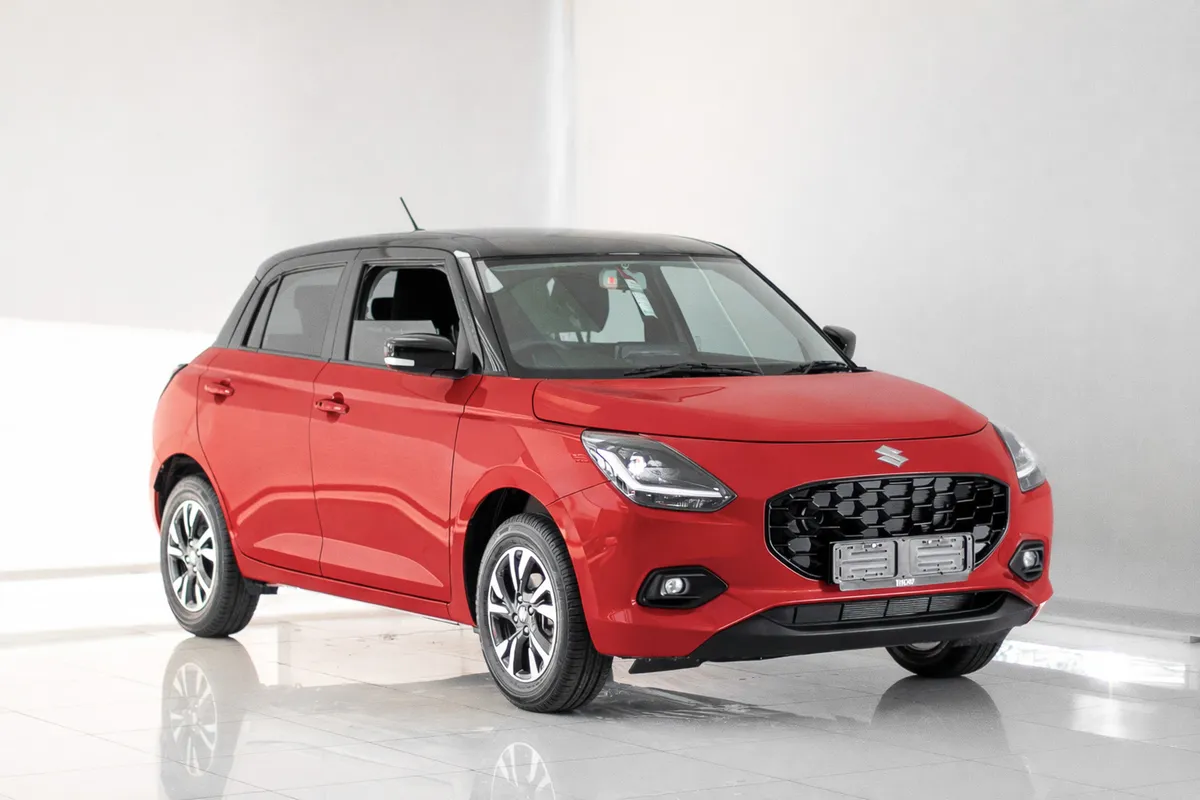 Suzuki Swift 1.2 GLX MT - Image 1