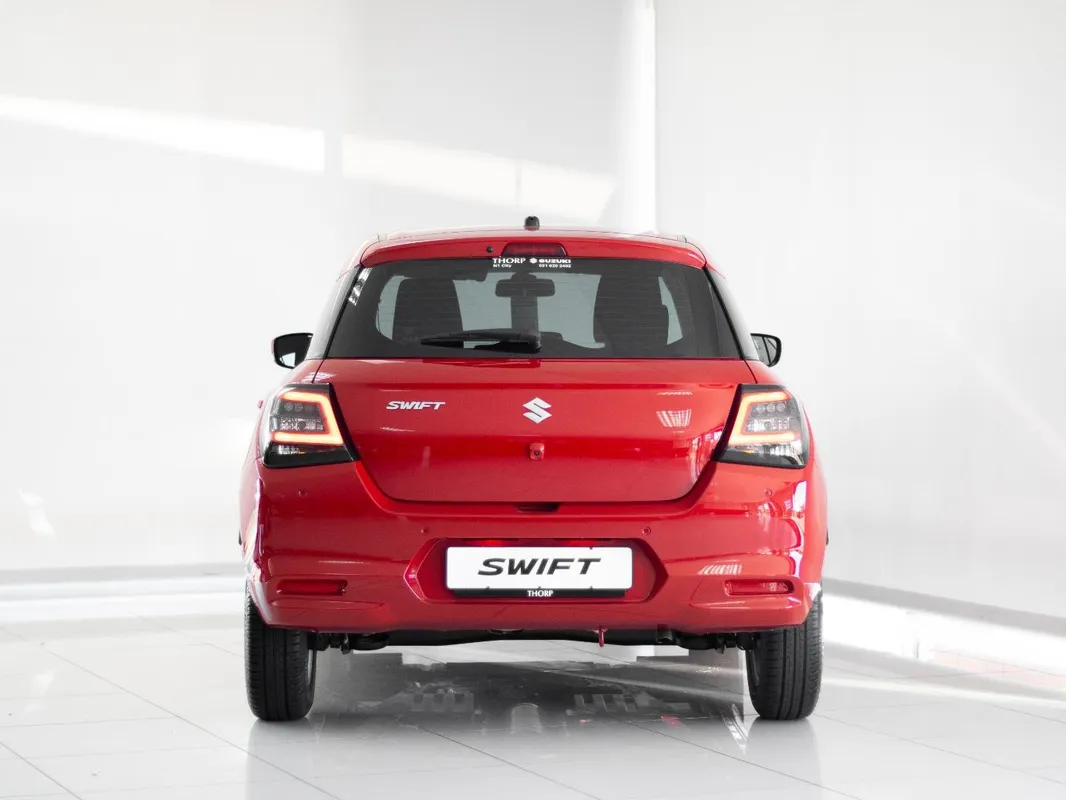 Suzuki Swift 1.2 GLX CVT - Image 3