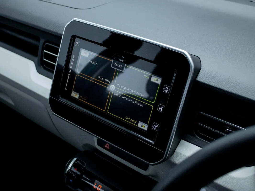 Suzuki Ignis 1.2 GLX - Image 19