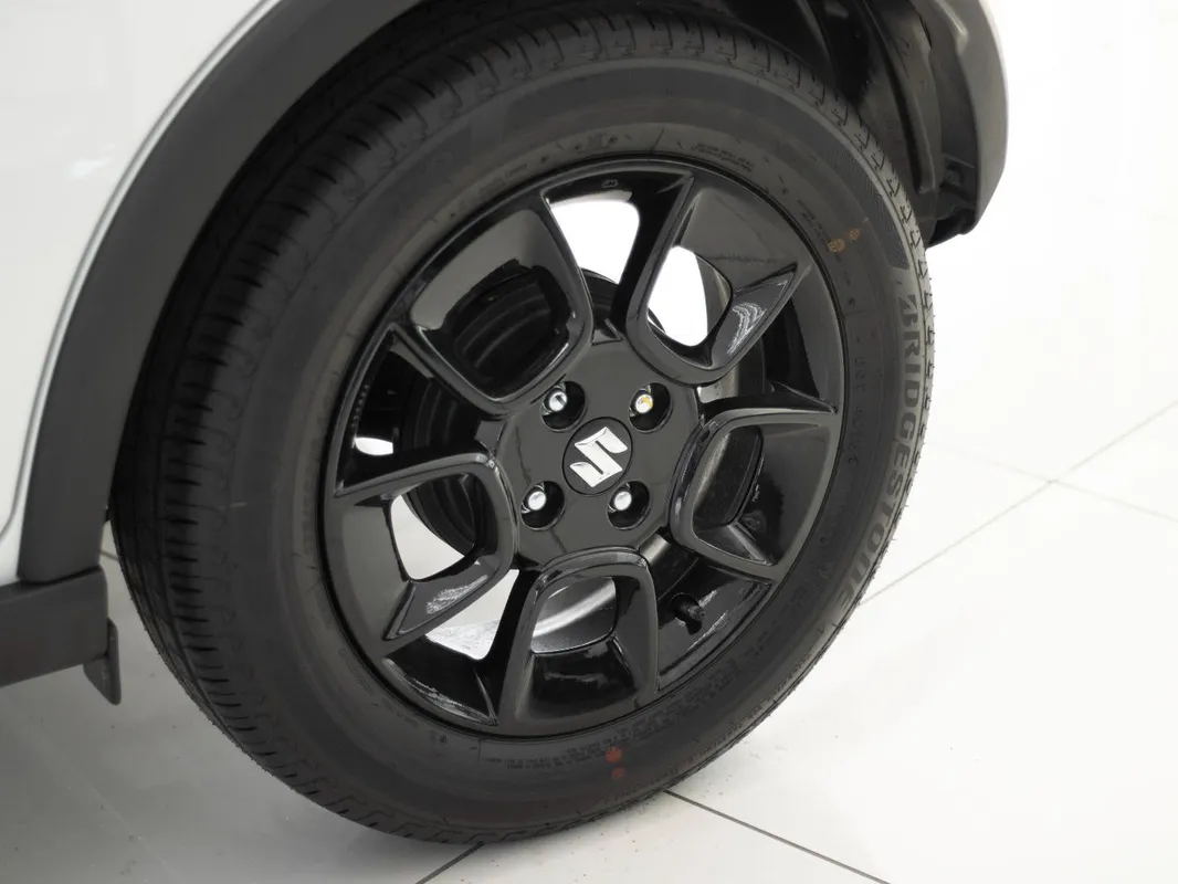 Suzuki Ignis 1.2 GLX AMT - Image 7