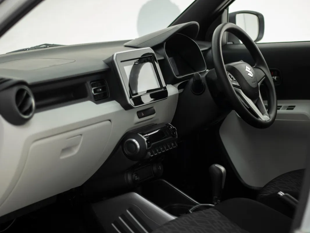 Suzuki Ignis 1.2 GLX AMT - Image 7