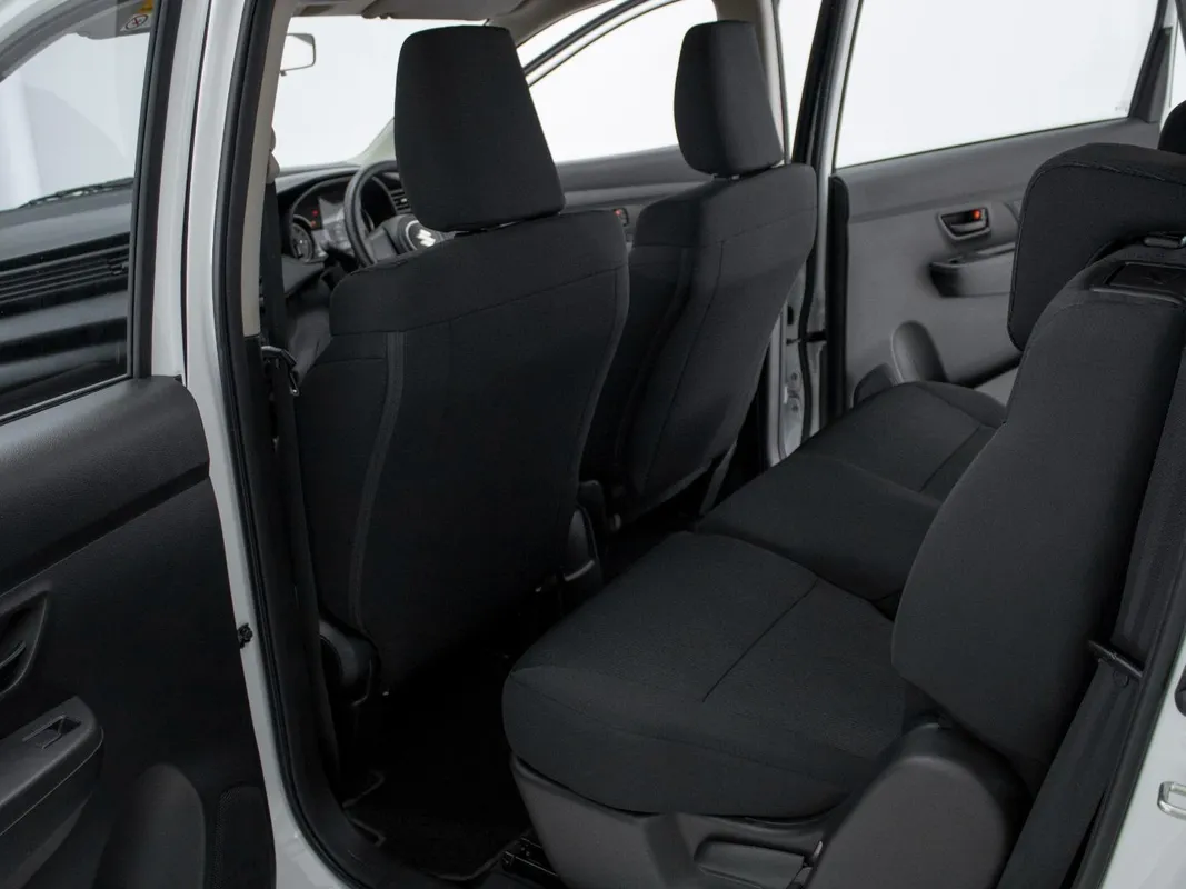 Suzuki Ertiga 1.5 GA MT - Image 13