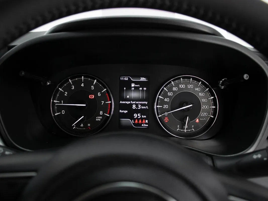 Suzuki Baleno 1.5 GLX A/T - Image 12