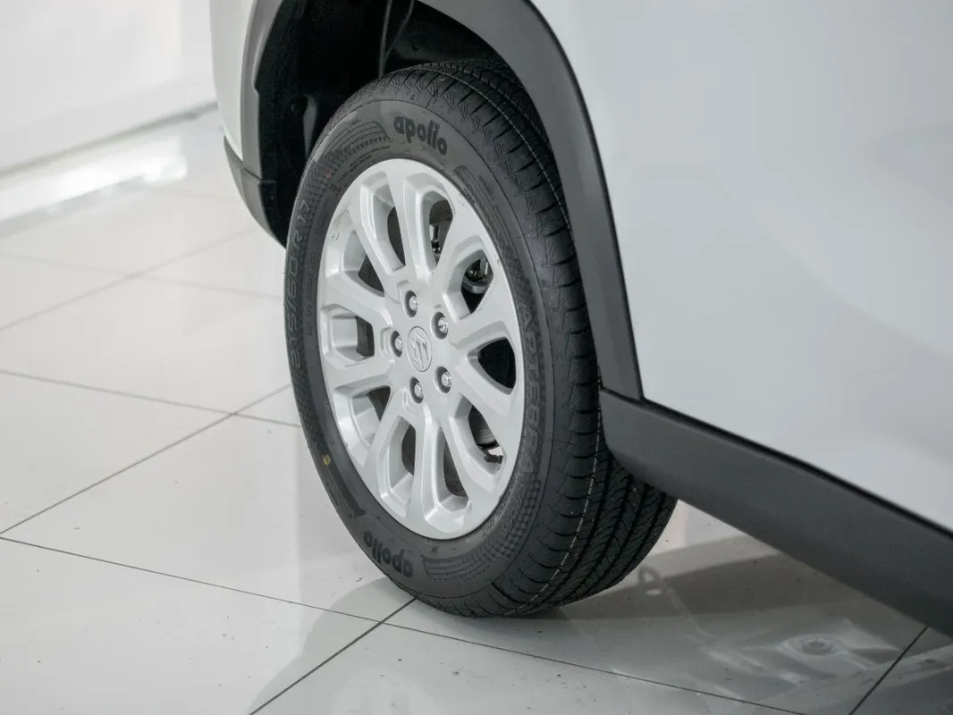 Suzuki Grand Vitara 1.5 GL - Image 7