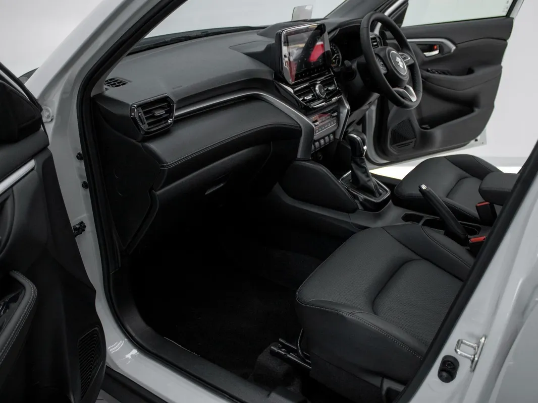 Suzuki Grand Vitara 1.5 GLX Auto - Image 17