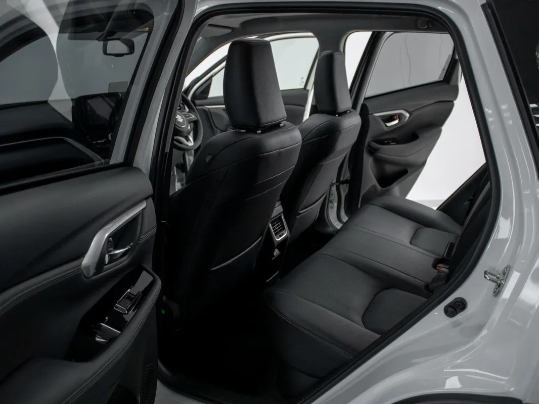 Suzuki Grand Vitara 1.5 GLX Auto - Image 20