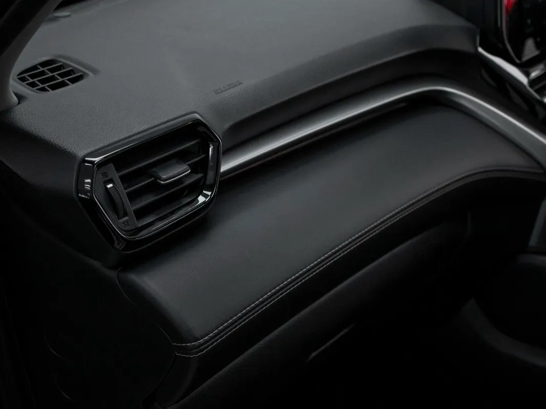 Suzuki Grand Vitara 1.5 GLX Auto - Image 20