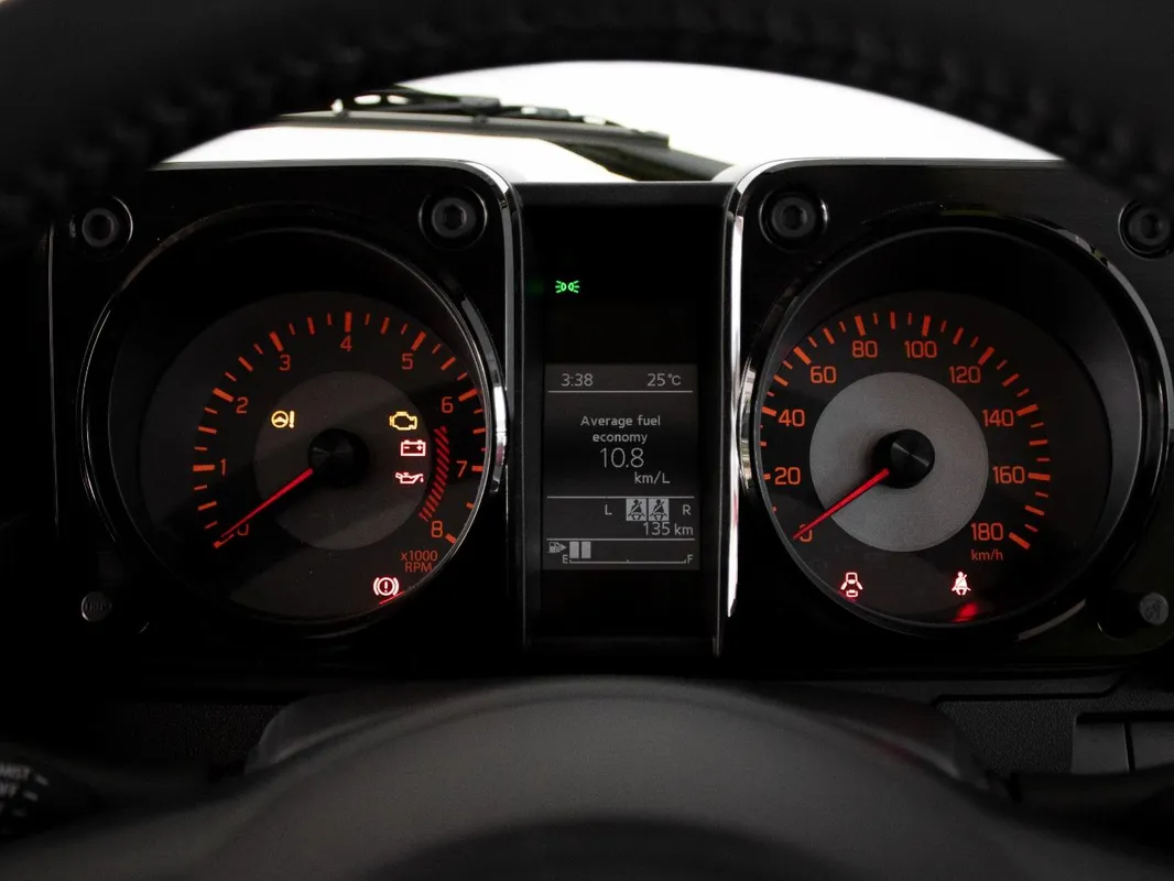 Suzuki Jimny 1.5 GLX 5Dr - Image 12