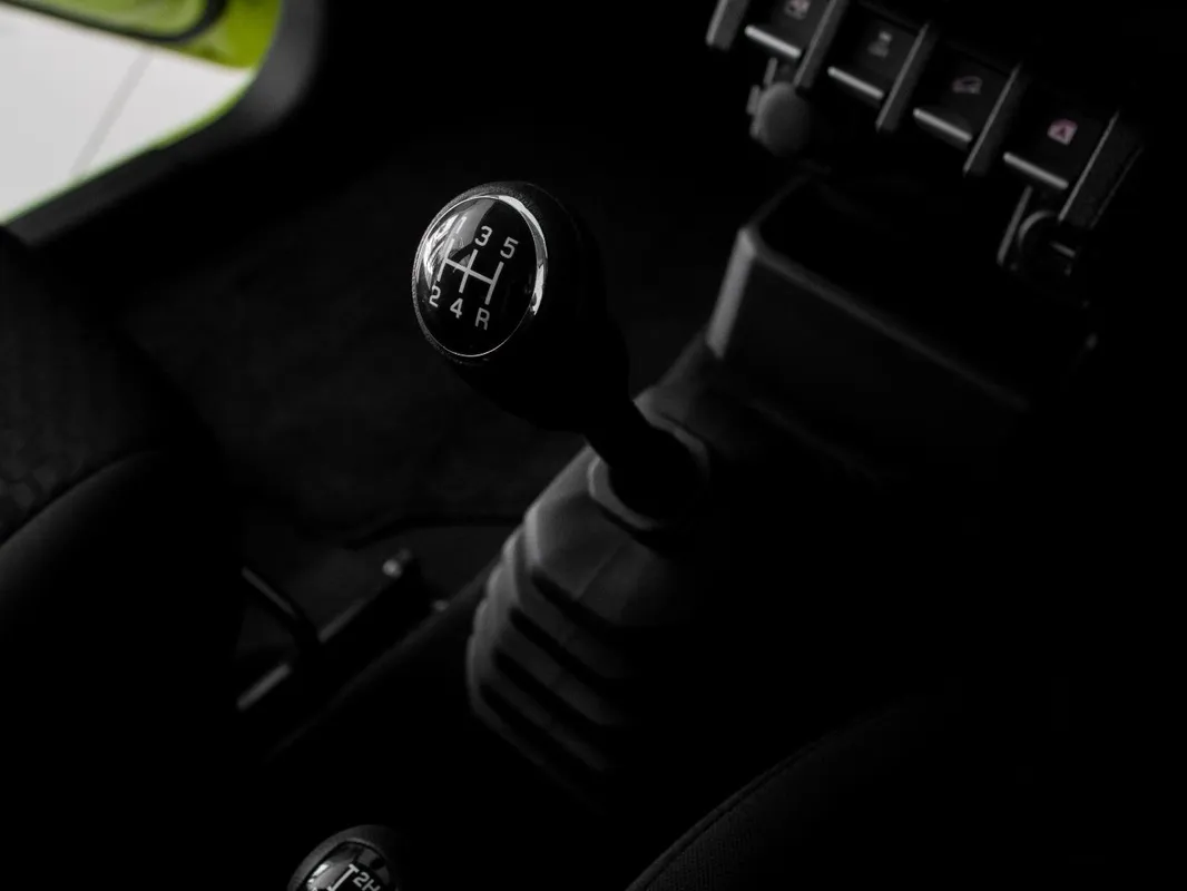 Suzuki Jimny 1.5 GLX 5Dr - Image 7