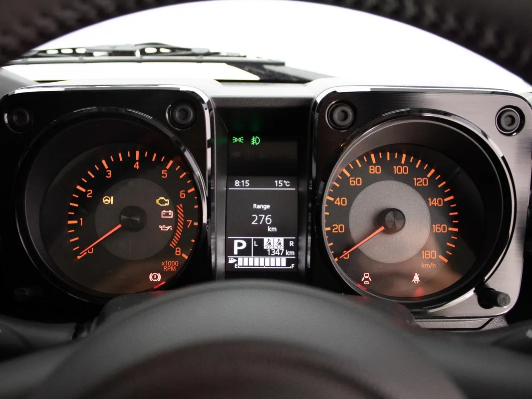 Suzuki Jimny 1.5 GLX 5Dr - Image 10