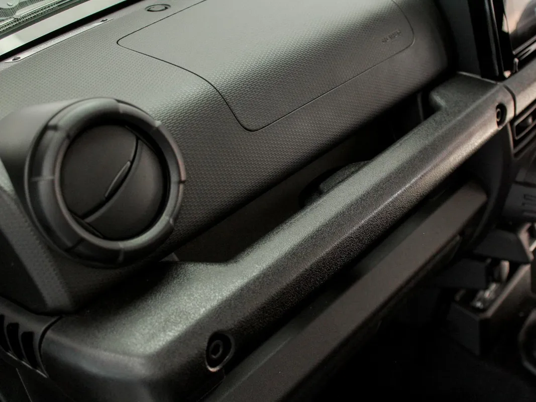 Suzuki Jimny 1.5 GLX Auto 5Dr - Image 20