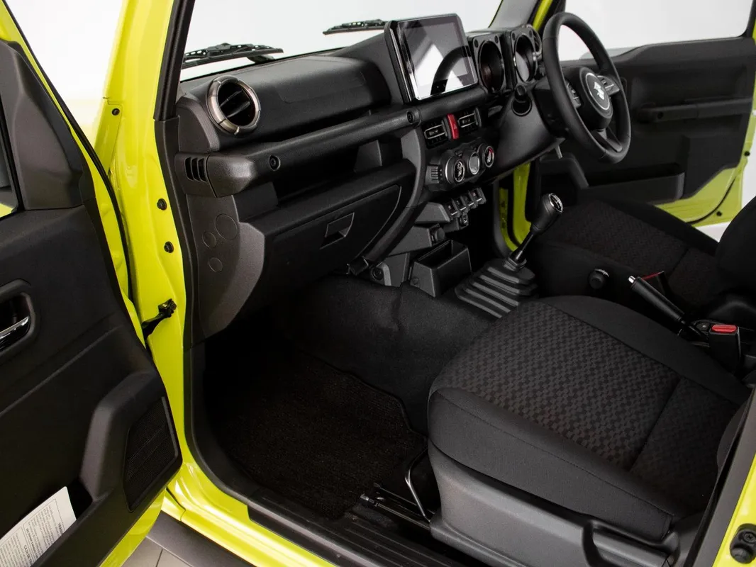 Suzuki Jimny 1.5 GLX Auto 5Dr - Image 12