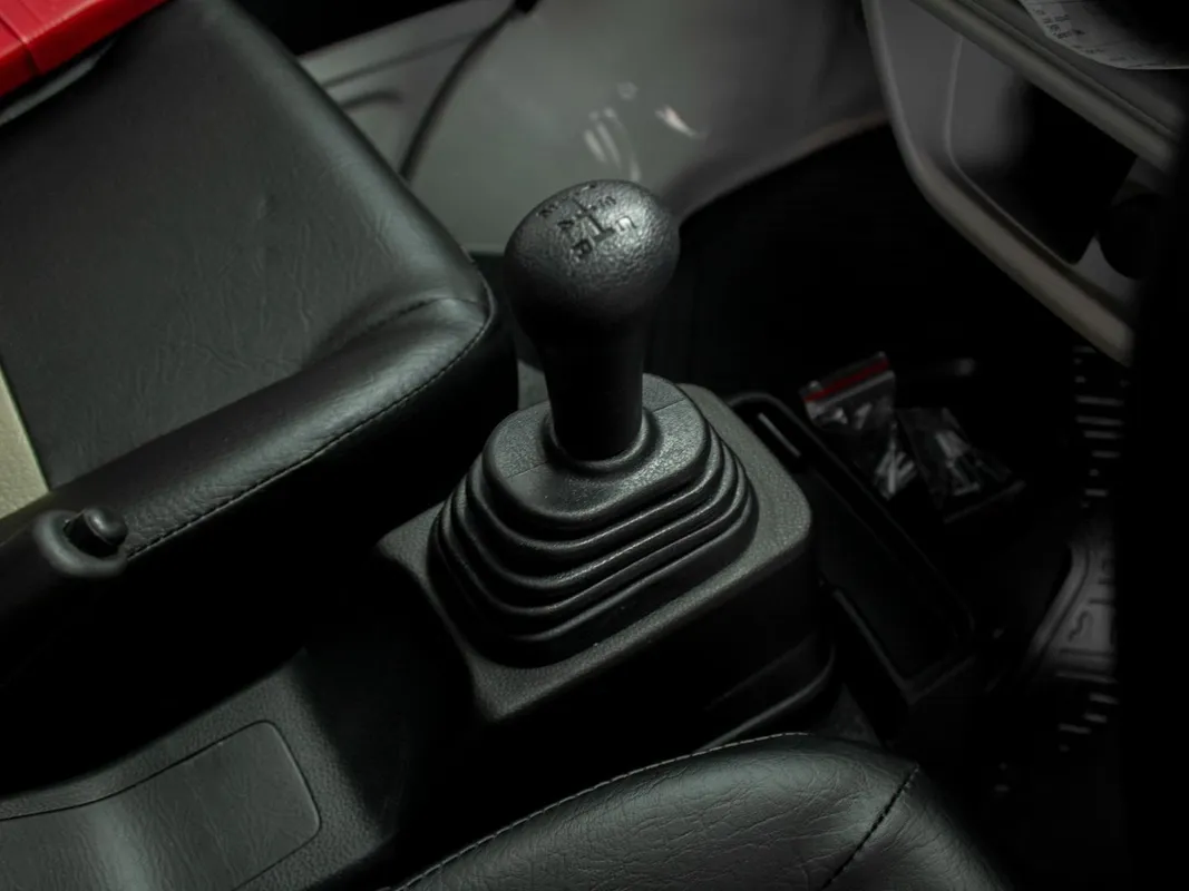 Suzuki Eeco 1.2 2WD 5MT - Image 11