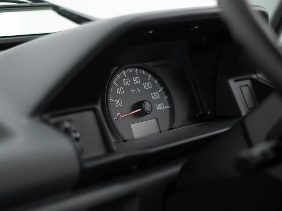 Suzuki Super Carry 1.2 - Image 11