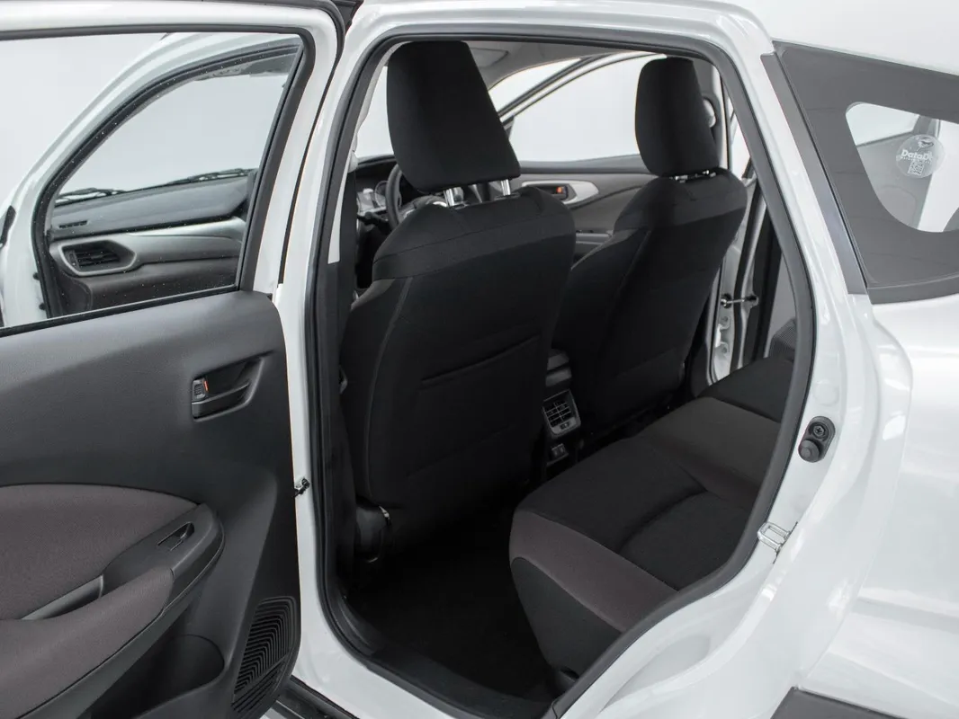 Suzuki Fronx 1.5 GL 5MT - Image 20